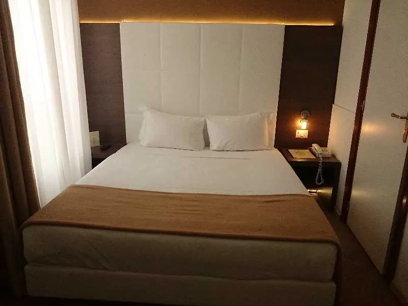 Ambassador-Monaco Otel 3*, Monte Carlo Monako