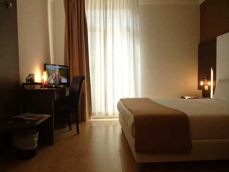 ***  Hotel Ambassador-Monaco Mónaco